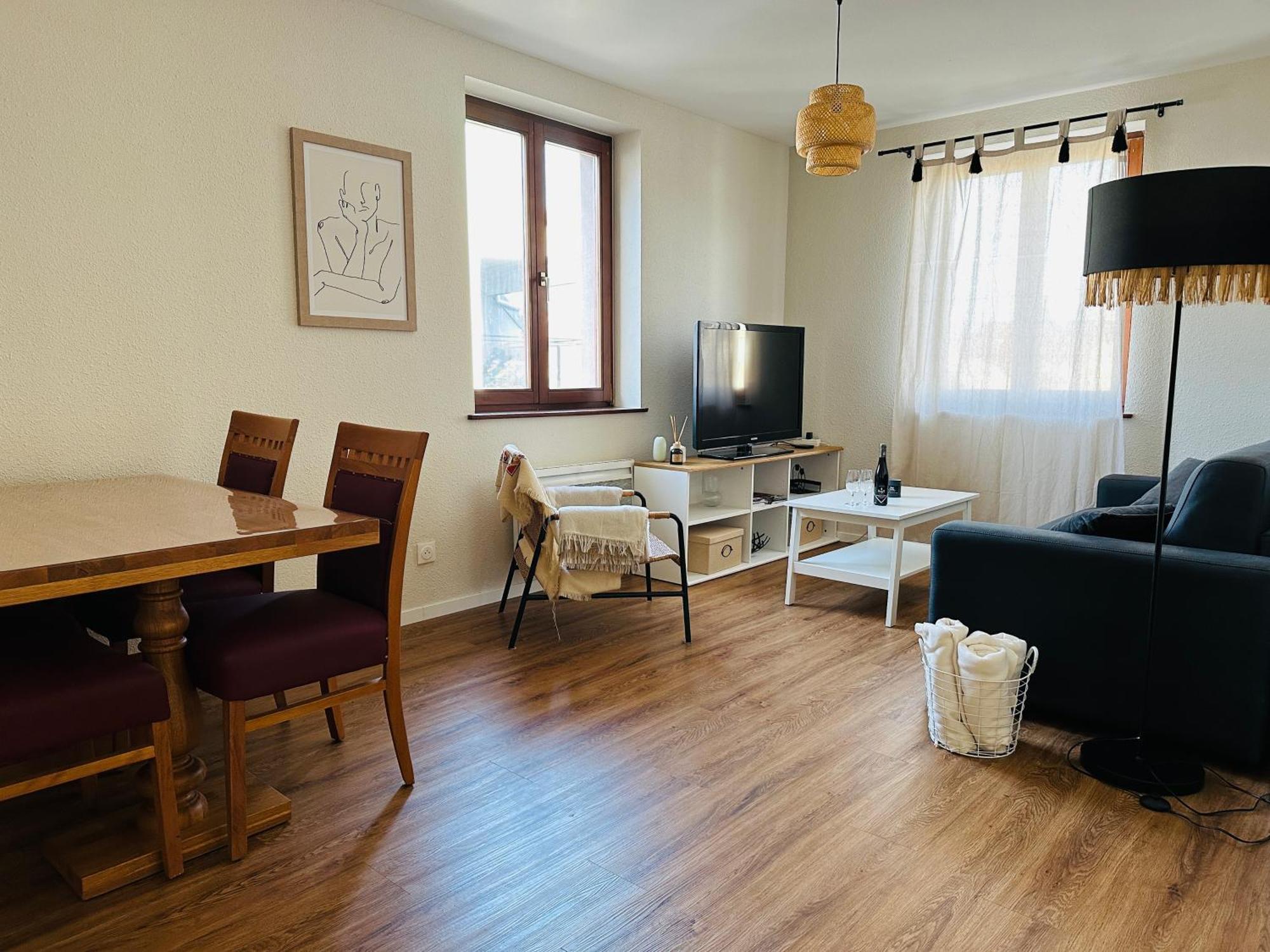Charmant Appartement 2 Pieces Ostheim Exterior foto